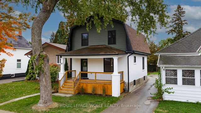 97 Well Street, Stratford