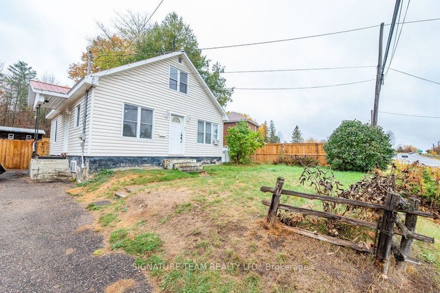 8613 60 Highway, North Algona Wilberforce
