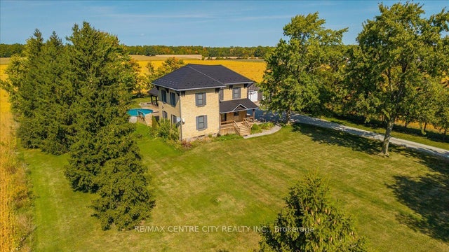 9516 Argyle Street E, North Middlesex