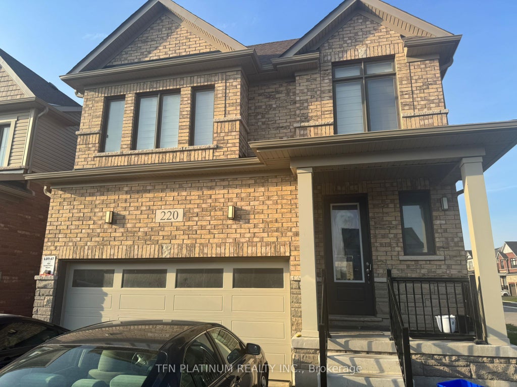 220 Leslie Davis Street, North Dumfries