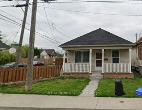 85 & 85r Robins Avenue, Hamilton