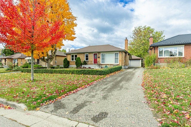 165 Ellsworth Crescent, London East