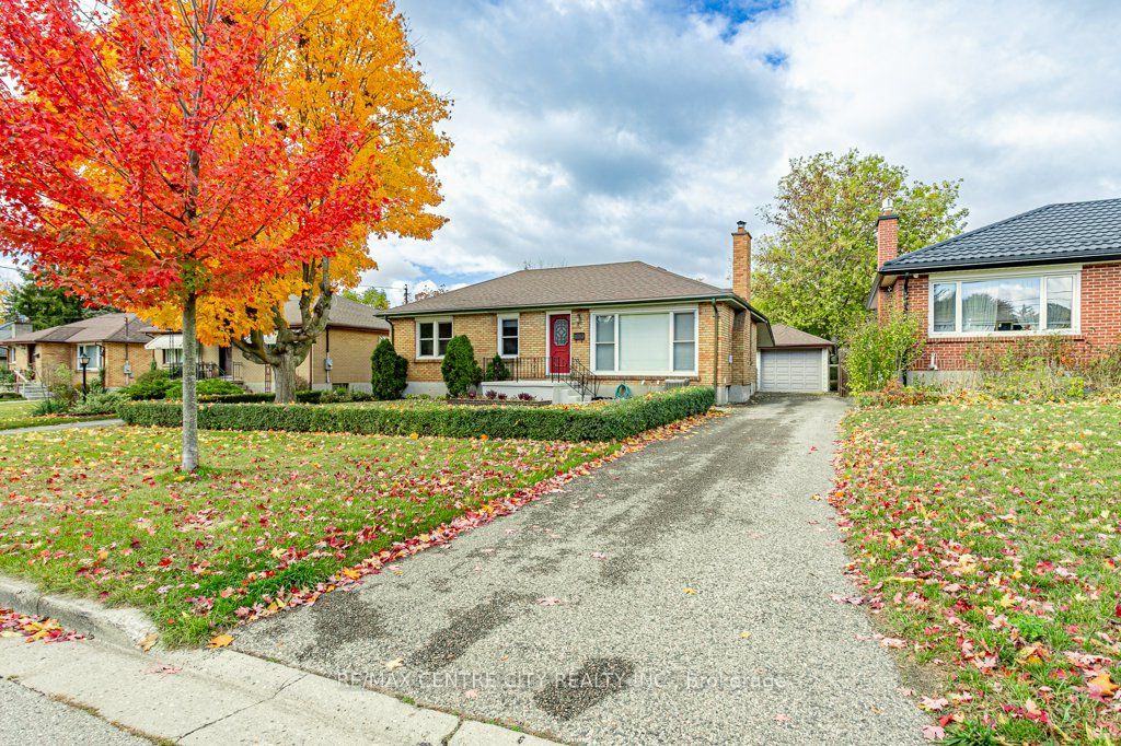 Photo of Listing #X12475286