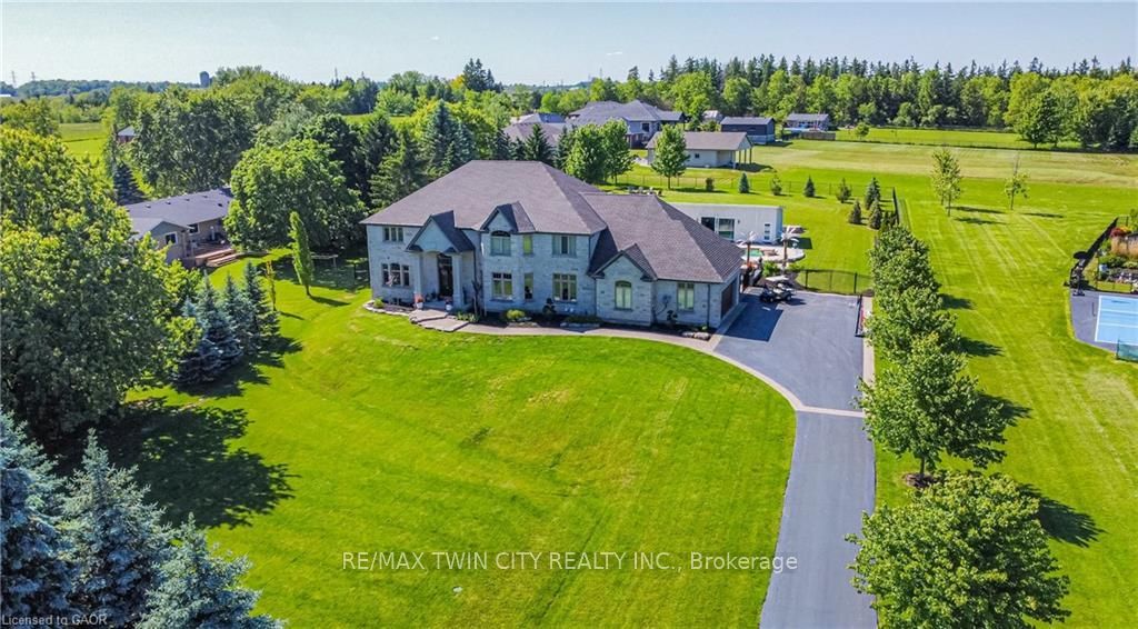 226 Shade Street, Wilmot