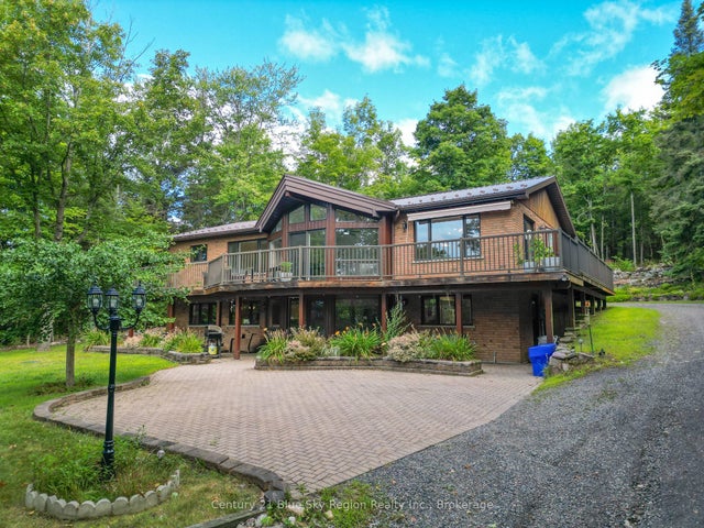 708 Anita Avenue, North Bay