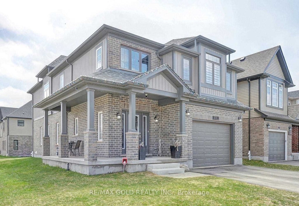 201 Tall Grass Crescent, Kitchener