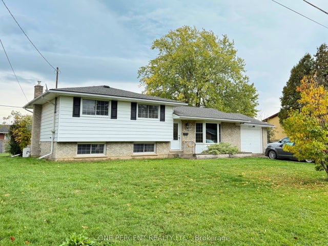 978 Ferndale Avenue, Fort Erie