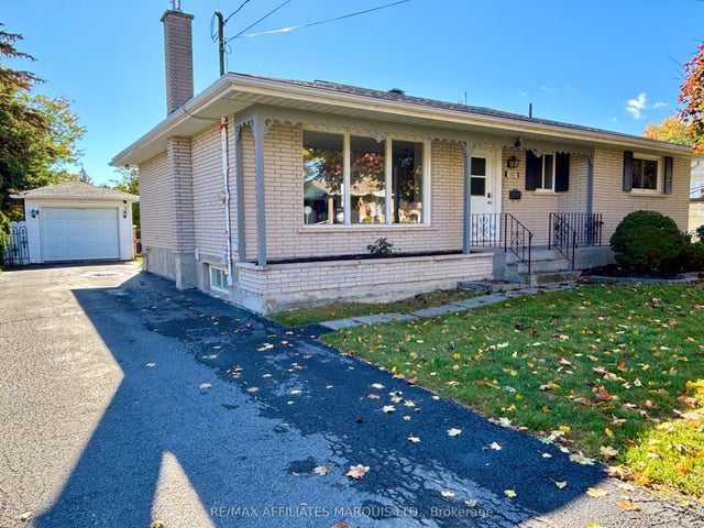 1007 Lasalle Road, Cornwall