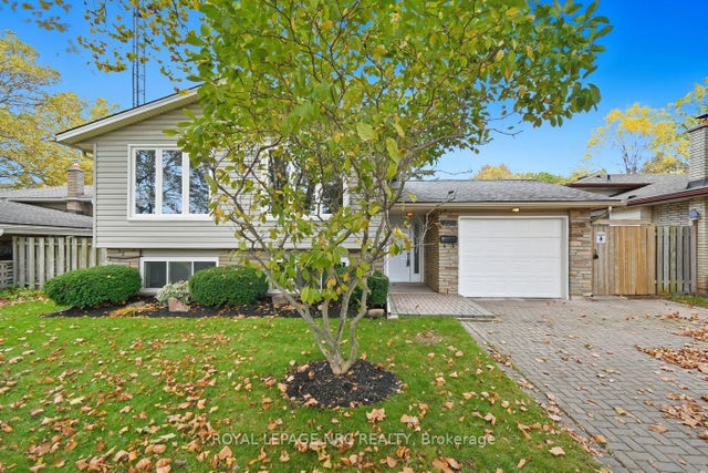 4448 Meadowvale Drive, Niagara Falls