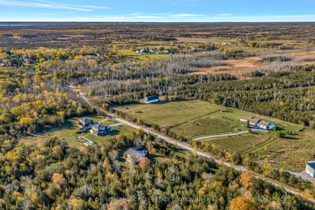 111 Foster Road, Prince Edward County