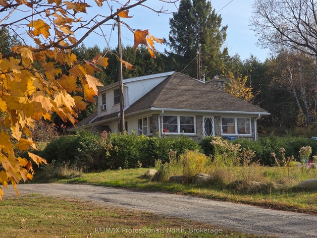 10416 Highway 118 N/a, Algonquin Highlands