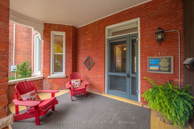 210 Mcdonnel Street, Peterborough
