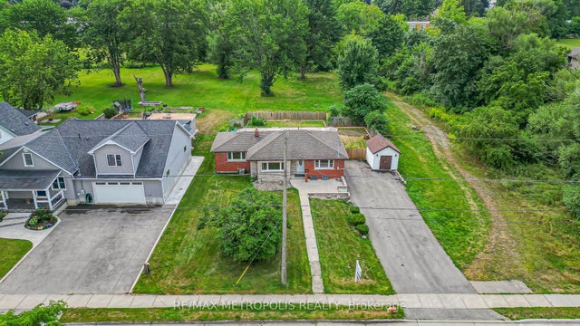 1859 Parkhurst Avenue, London East