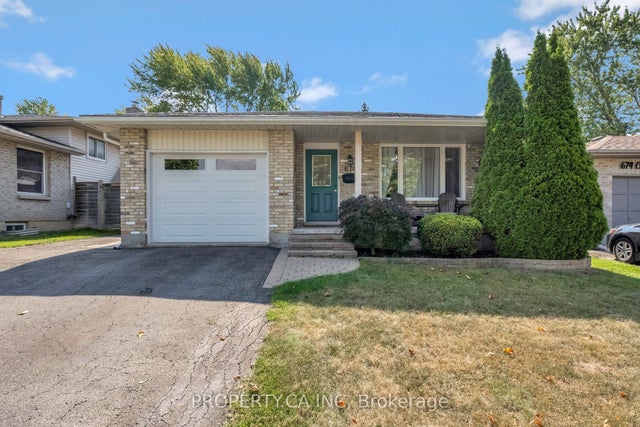 670 Chiddington Avenue, London South