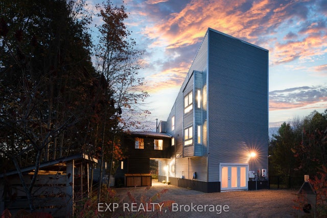 225 Woodcock's Mills Road, Stone Mills