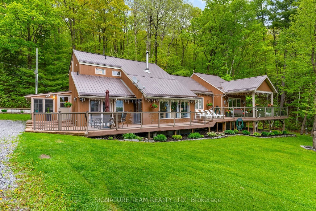 585b Two Mile Trail, Whitewater Region