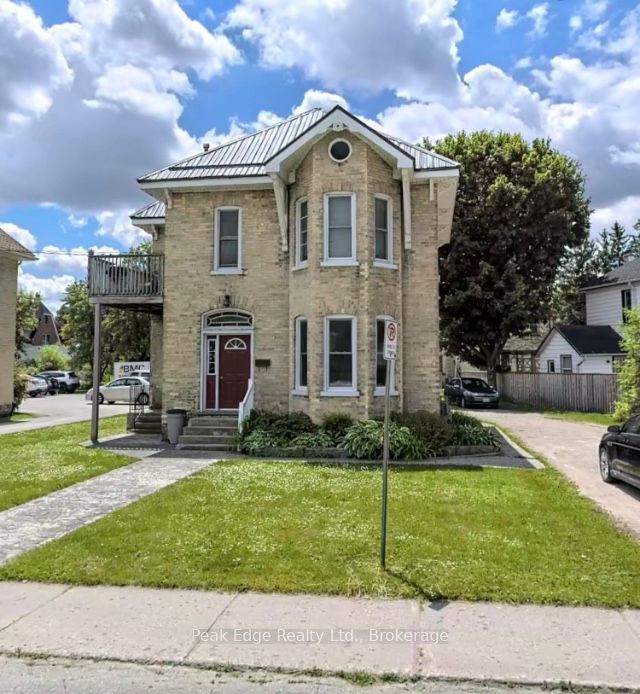 7 Durham Street E, Brockton
