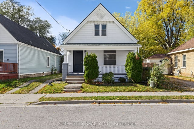 55 Hydro Street S, London East