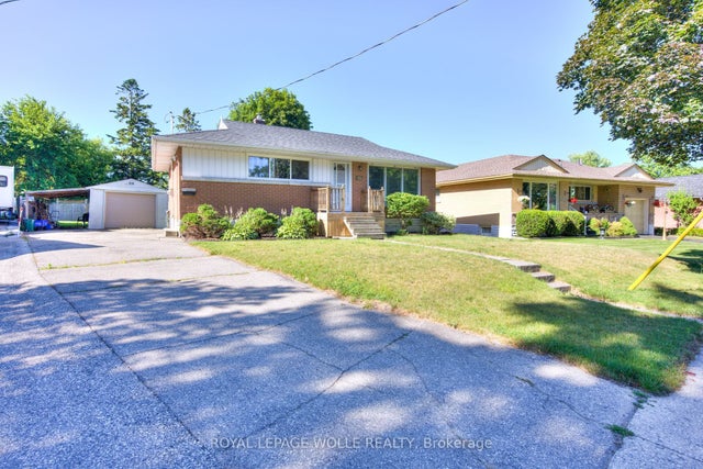 71 Broadmoor Avenue, Kitchener