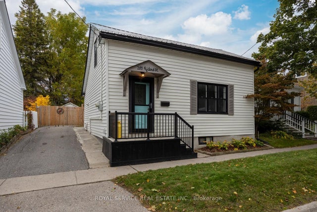285 Ridout Street, Port Hope