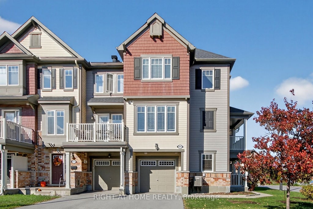 91 Buffalograss Crescent, Barrhaven