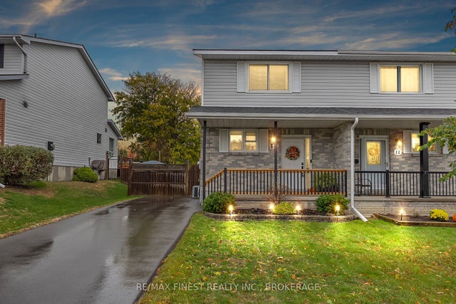 13 Clifford Street, Loyalist
