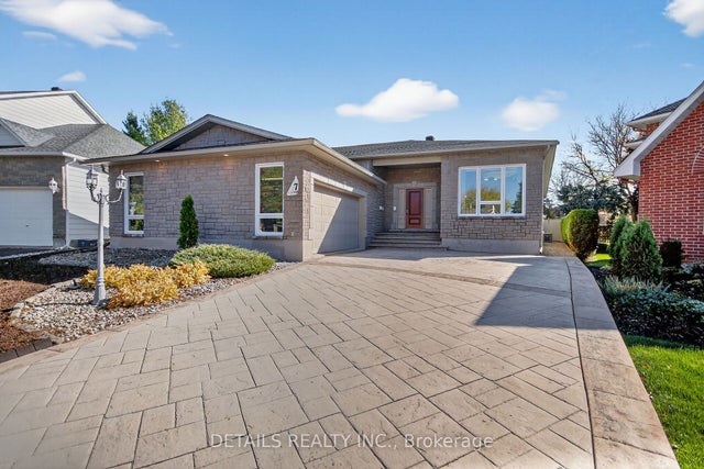7 Eagle Chase Court, Barrhaven