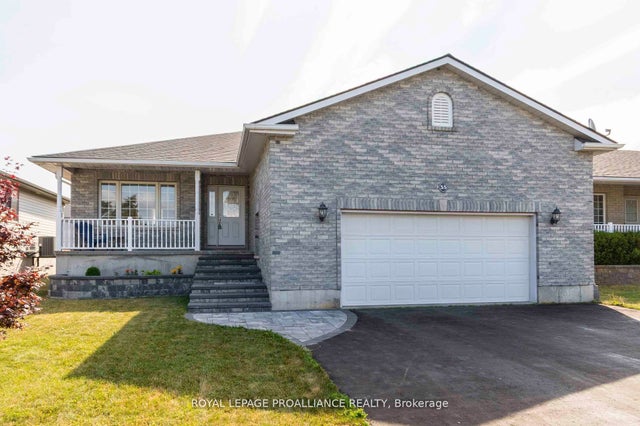 35 Forest Valley Drive, Quinte West