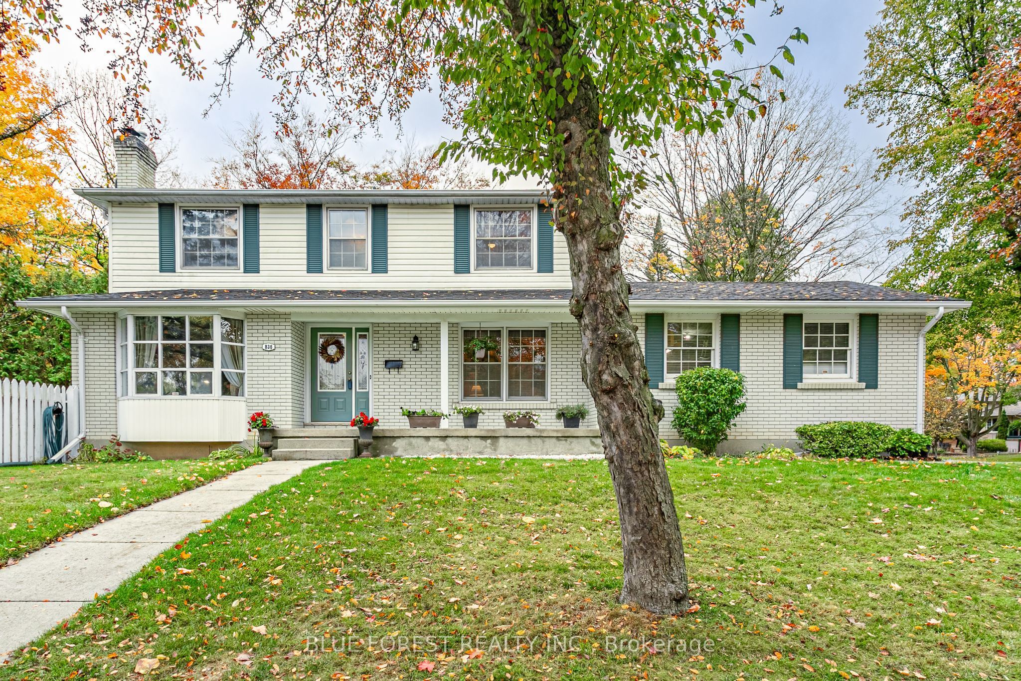 Photo of Listing #X12478587