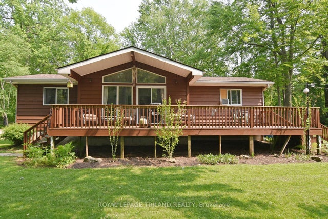 9898 Phoebe Lane, Lambton Shores
