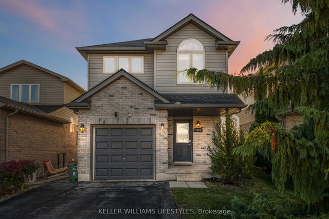 1175 Kimball Crescent, London North