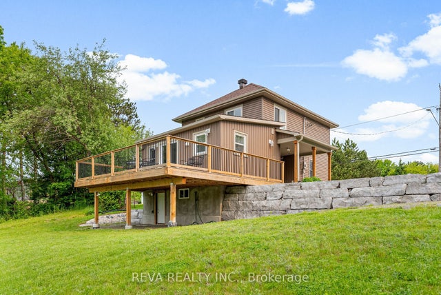 83 Siberia Road, Madawaska Valley