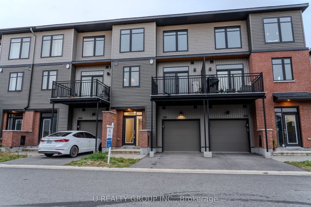 507 Lourmarin Pvt Private N, Orleans - Cumberland and Area