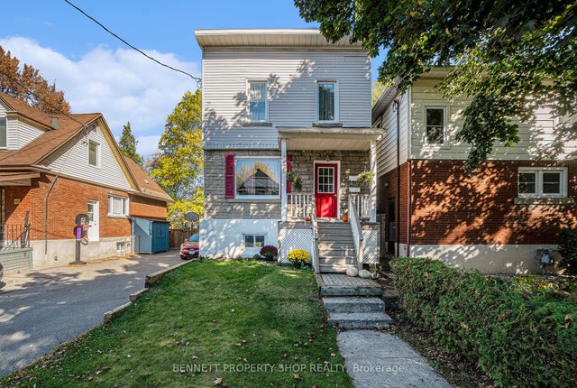 51 Smirle Avenue, Tunneys Pasture and Ottawa West