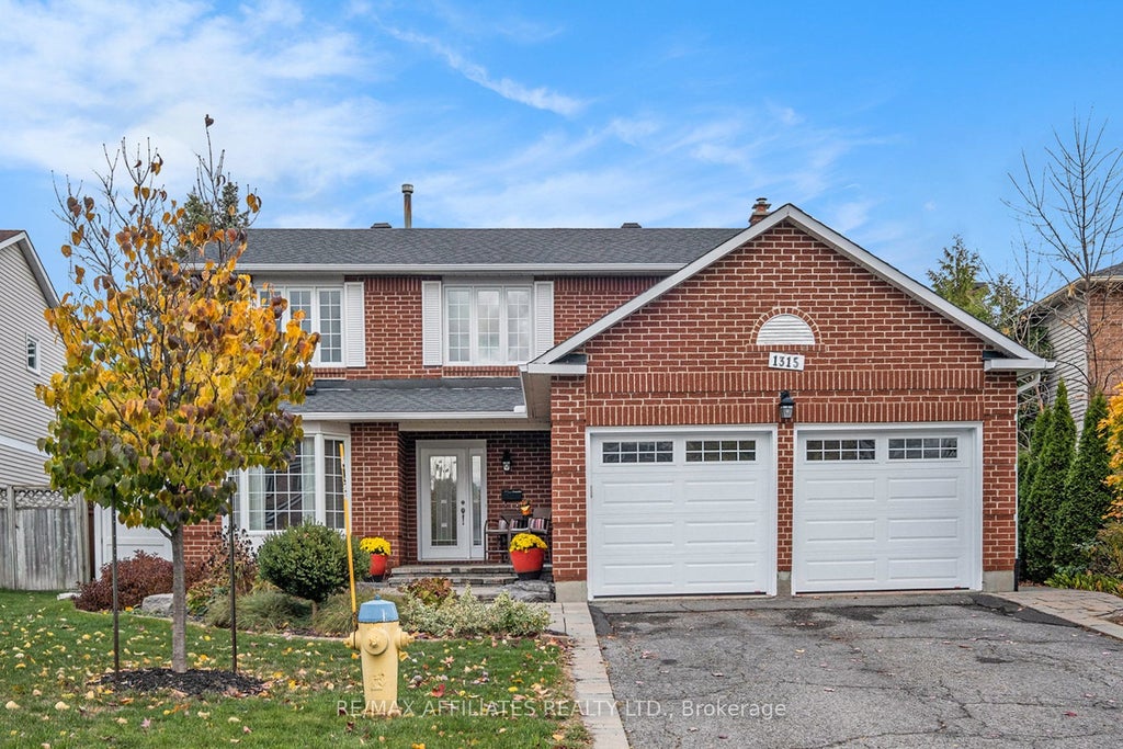 1315 Prestone Drive, Orleans - Cumberland and Area
