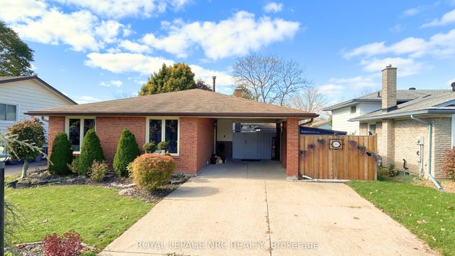 6197 Kirkland Drive, Niagara Falls