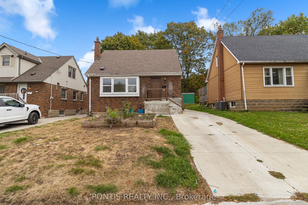 207 Bowman Street, Hamilton