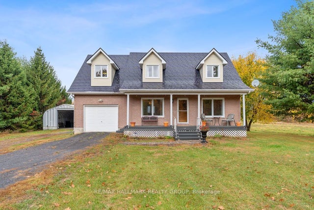 16319 Seventh Road, North Stormont