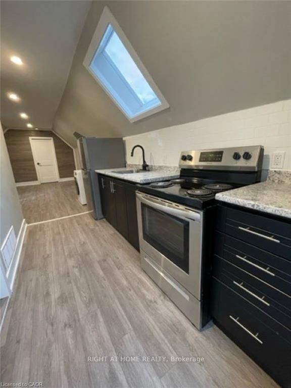 526 King Street E 4, Hamilton