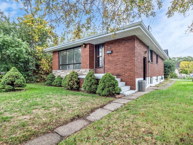 632 Beach Boulevard, Hamilton