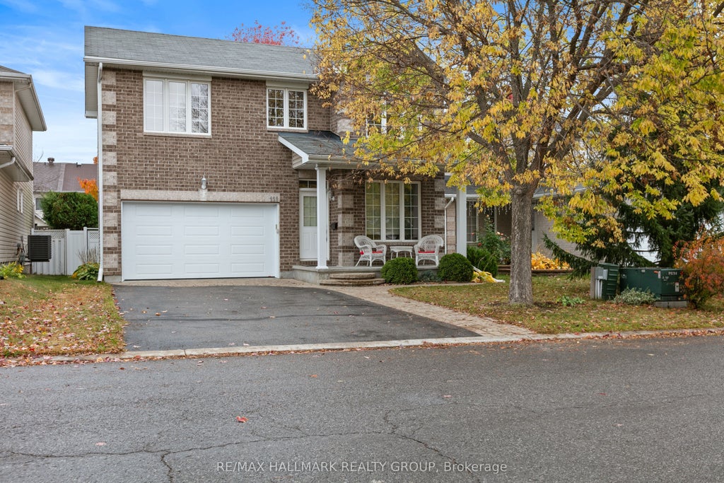 111 Woliston Crescent, Kanata