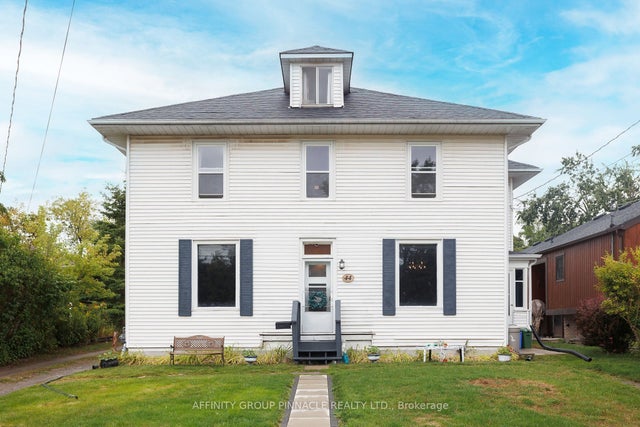44 St Patrick Street, Kawartha Lakes