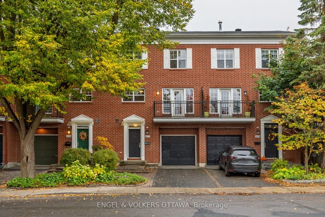 277 Mart Circle, Manor Park - Cardinal Glen and Area
