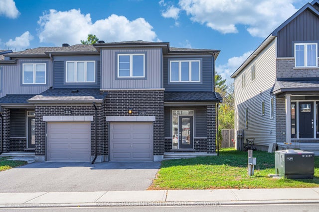210 Geyser Place, Barrhaven