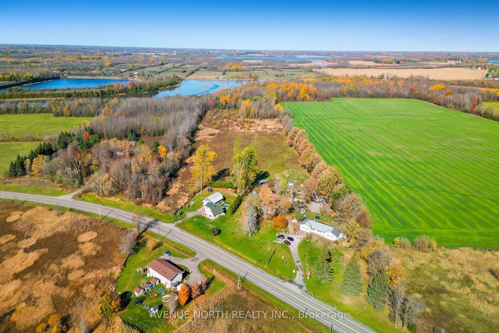 000 County Rd 16 Road, Merrickville-Wolford