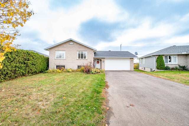 527 Angus Campbell Drive, Pembroke
