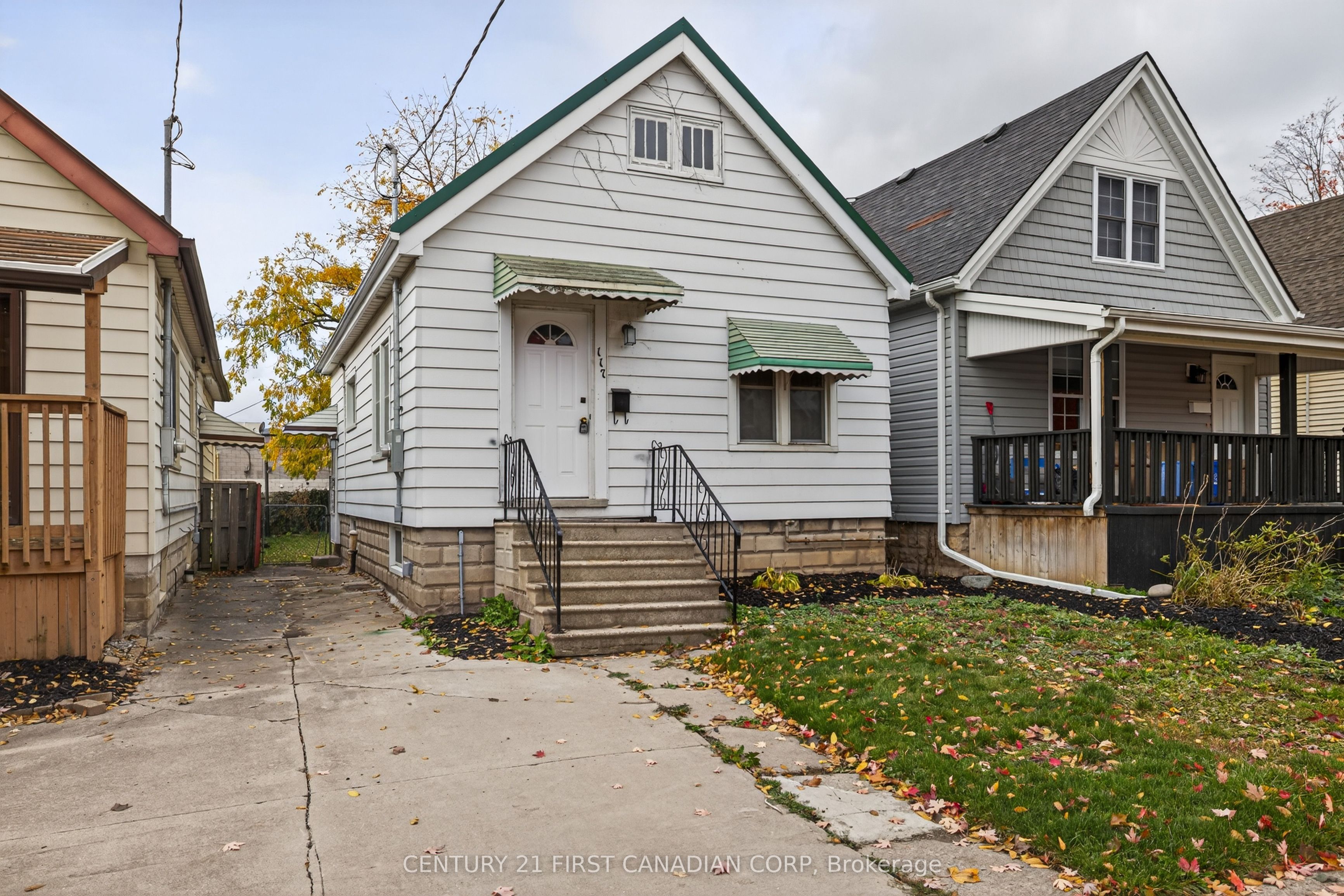 Photo of Listing #X12482979