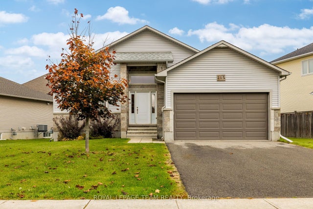 115 York Crossing Road, Russell