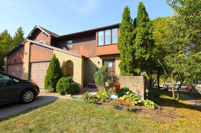 2039 Aldersbrook Road, London North