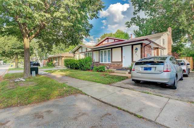 255 Brunswick Crescent, London North